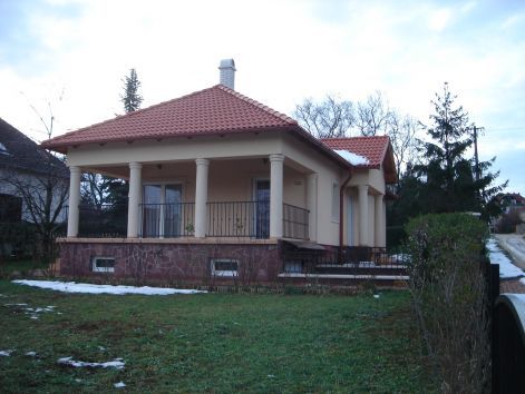 balatonalmadi_bornemissza_u..jpg